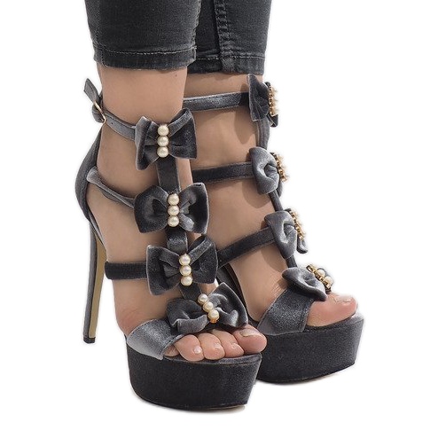 Sandale din piele de căprioară pe toc înalt M249 Gri negru