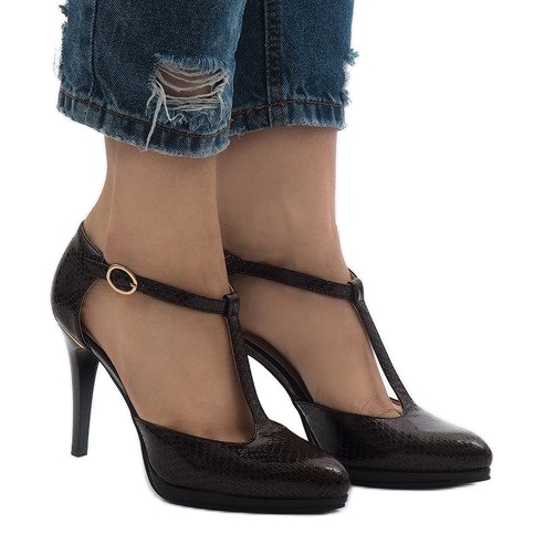 Pompe maro pe stâlpul A509-22-2