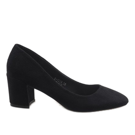 Pompe din piele de căprioară neagră pe stâlpul D-1228 negru