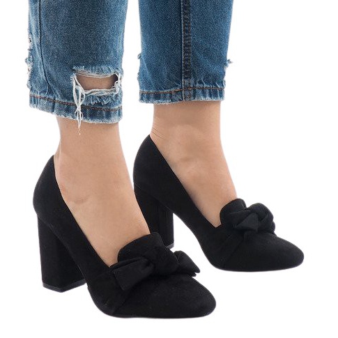 Pompe din piele de căprioară neagră pe stâlpul N510 negru Pompe din piele de căprioară neagră pe stâlpul N510 negru