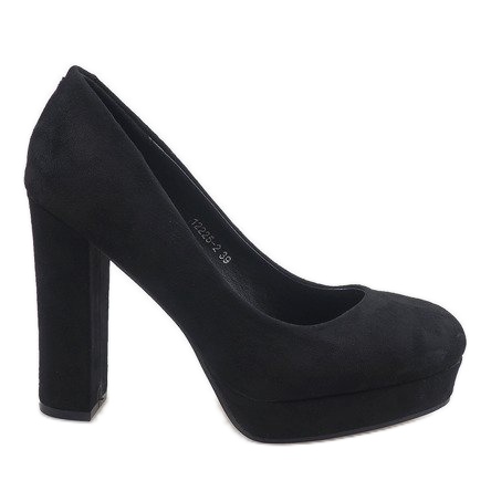 Pompe din piele de căprioară neagră pe stâlpul 12225-2 negru