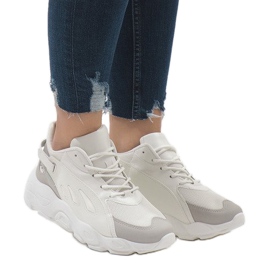 Pantofi sport de modă albi 9115 Pantofi sport de modă albi 9115