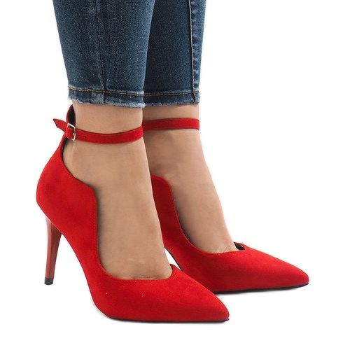 Cizme roșii pe toc B-54 roșu Cizme roșii pe toc B-54 roșu