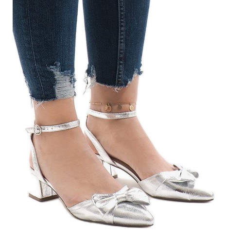 Sandale cu tocuri argintii 1702-2 gri Sandale cu tocuri argintii 1702-2 gri