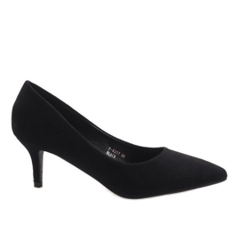Pompe negre pe călcâiul P-6377 negru