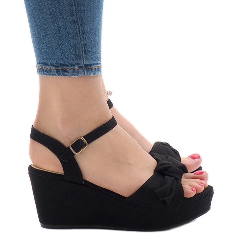 Sandale cu pene negre cu fundă F055 negru