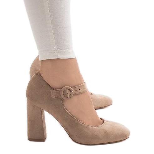 Pompele bej pe stâlpul M083