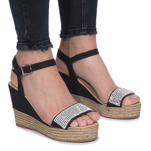 Sandale negre pe un toc delicat Diamond Shine negru