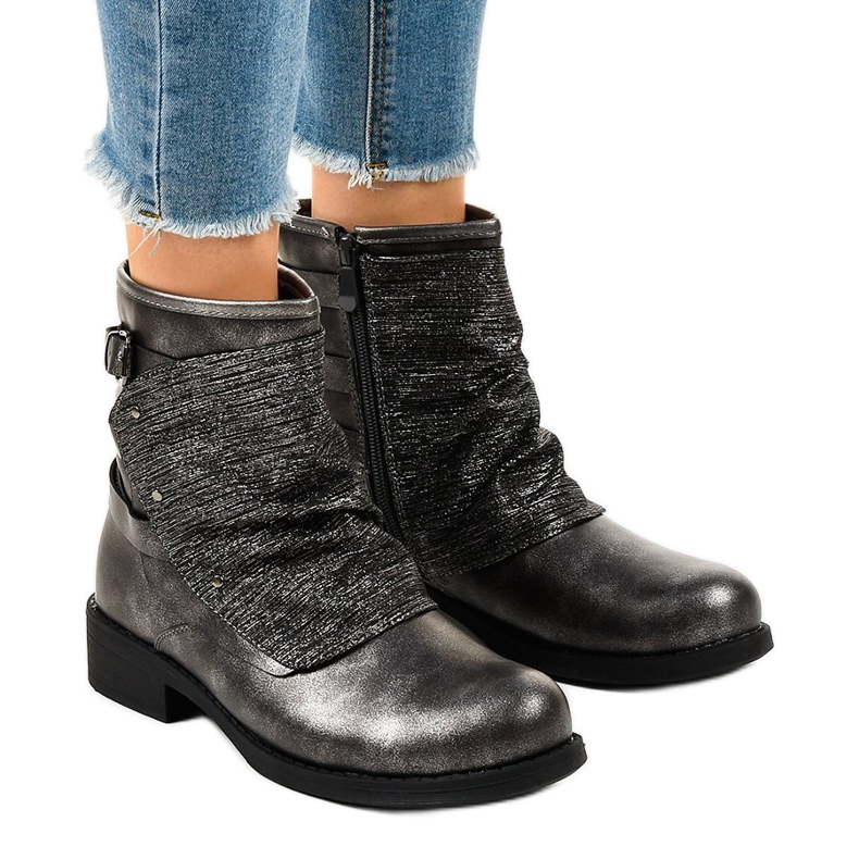 Cizme gri cu toc plat HQ-11 Cizme gri cu toc plat HQ-11