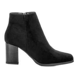 Filippo Ghete din piele de căprioară pe o bară negru Filippo Ghete din piele de căprioară pe o bară negru