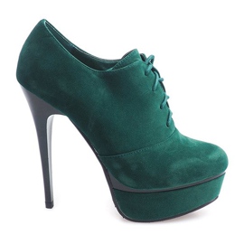 Cizme elegante pe toc înalt 7146 Verde Cizme elegante pe toc înalt 7146 Verde