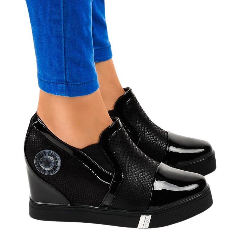 Adidași negri cu pană T1711-1 negru