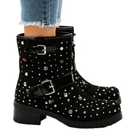 Ghete izolate negre, bogat decorate T185 negru Ghete izolate negre, bogat decorate T185 negru
