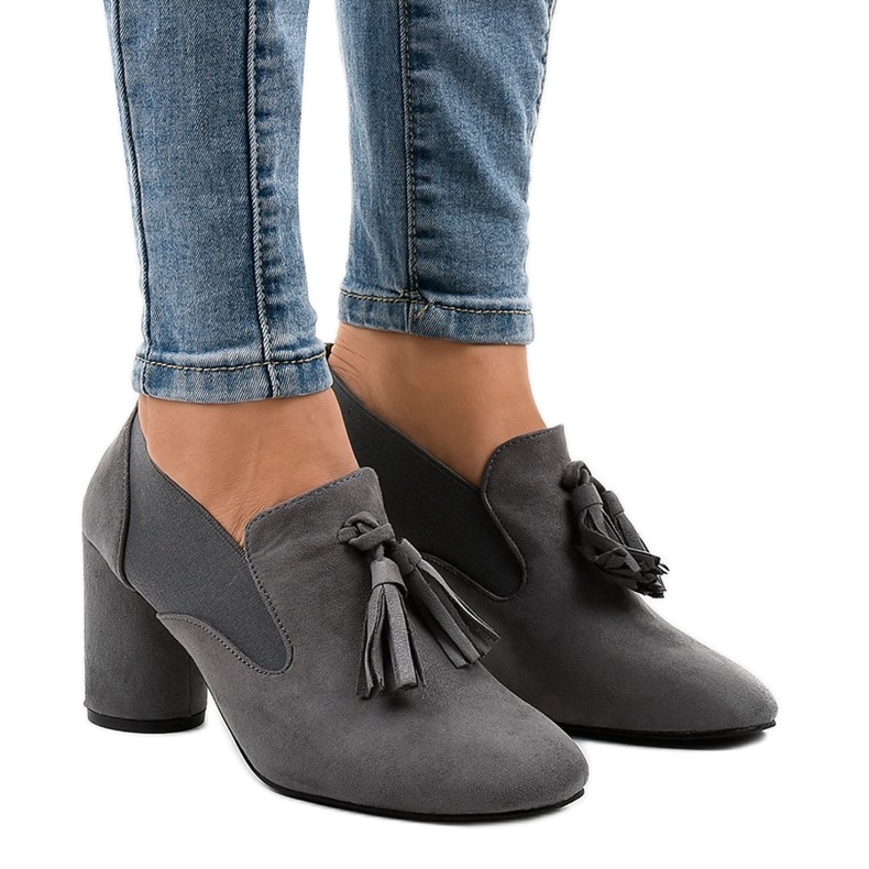 Pompe din piele de căprioară gri pe stâlpul LL-97P Pompe din piele de căprioară gri pe stâlpul LL-97P