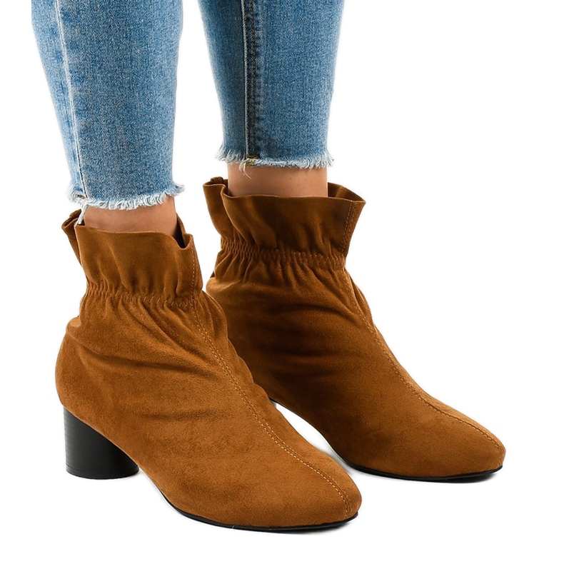 Cizme din piele de căprioară maro pe stâlpul JM5512M Cizme din piele de căprioară maro pe stâlpul JM5512M