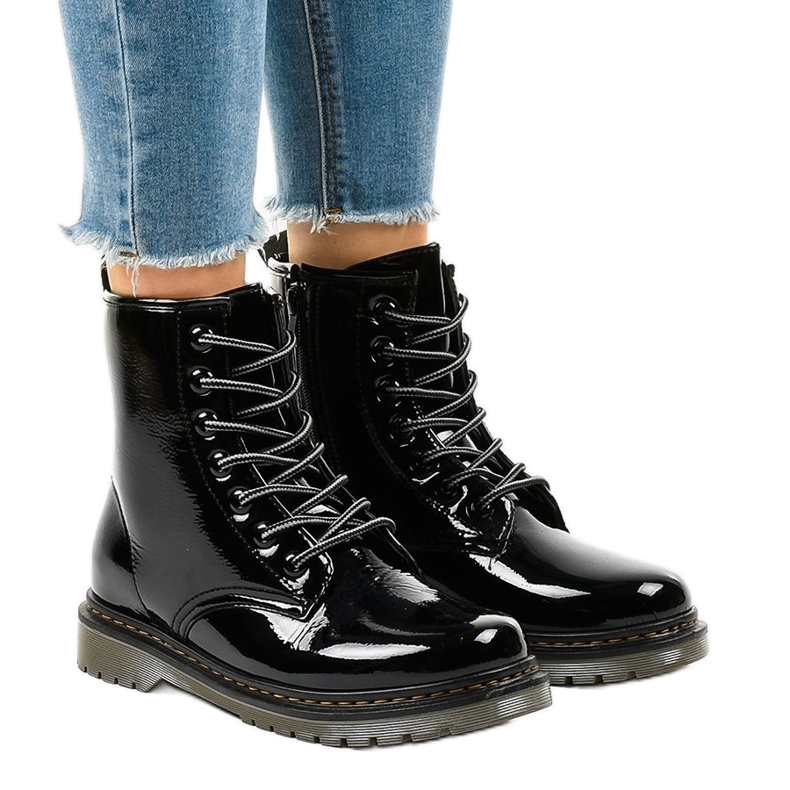 Cizme lăcuite negre TL142-1 negru