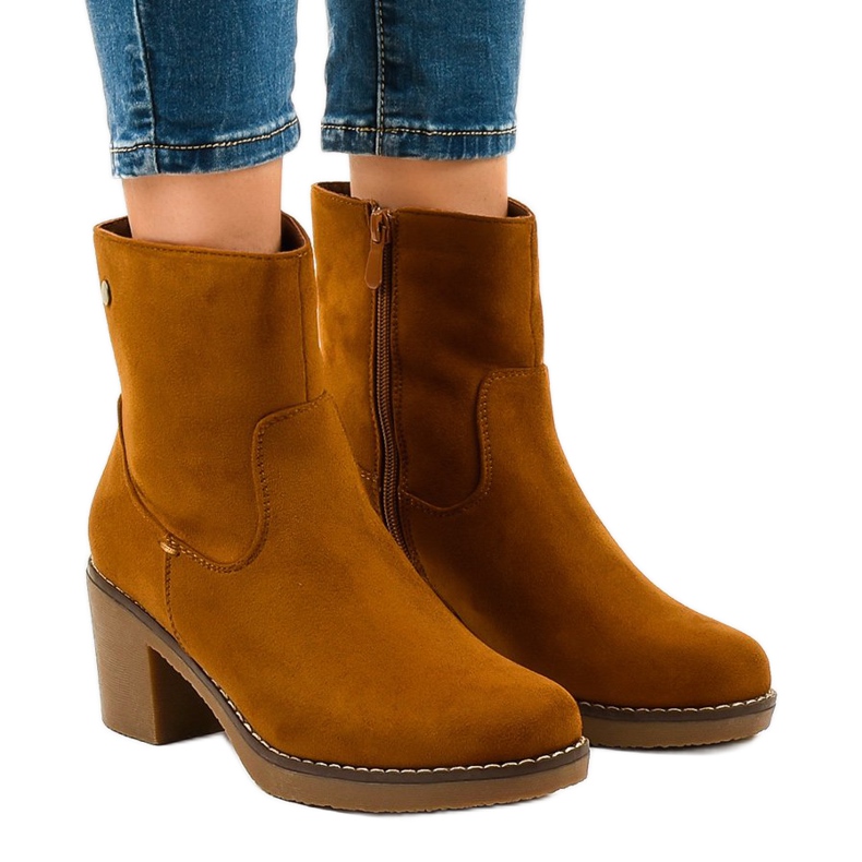 Tocuri înalte din piele de căprioară maro 8B852