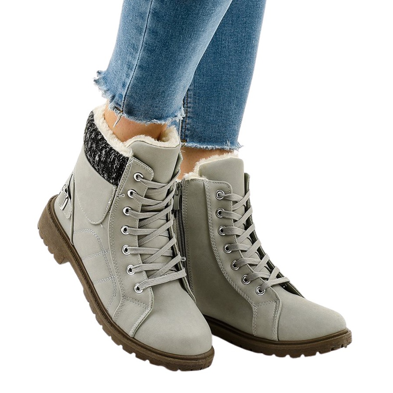 Ghete de drumeție cu izolație gri NR02-4