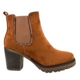 Botine maro cu un elastic M10-7