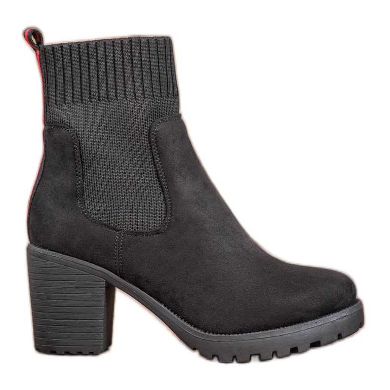 Erynn Cizme Chelsea Slip-On pe un post negru