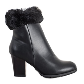 Goodin Cizme pe o stâlp cu blană negru