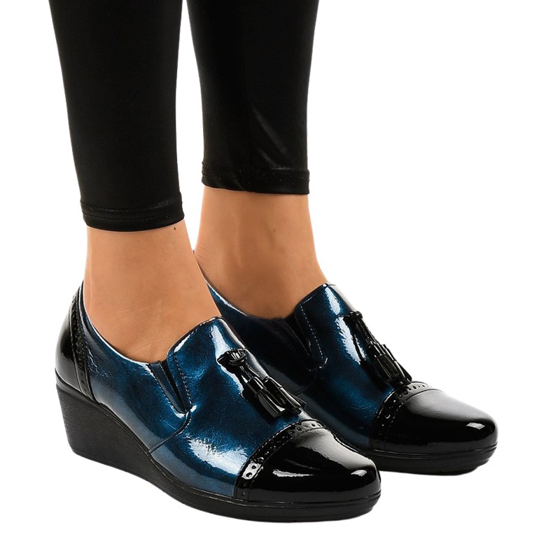 Pantofi negri cu pană 7-9022 negru albastru marin