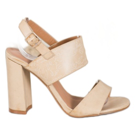 Small Swan Sandale Cu Model maro Small Swan Sandale Cu Model maro