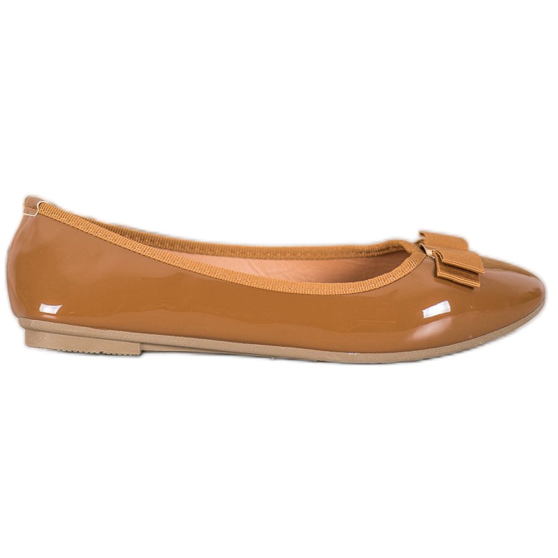 Fama Balerini lacuiti cu fundita maro