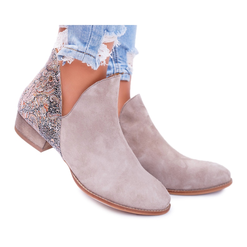 Cizme plate pentru femei Maciejka Spring Leather Beige 04091-04 bej Cizme plate pentru femei Maciejka Spring Leather Beige 04091-04 bej