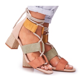 Bellucci Sandale de damă pe toc din piele de căprioară Beckie colorate maro multicolor Bellucci Sandale de damă pe toc din piele de căprioară Beckie colorate maro multicolor