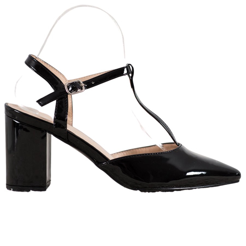 Diamantique Pompele pe o bară cu toc expus negru