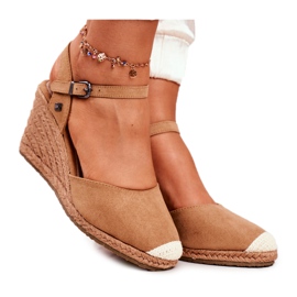 Sandale de damă pe pană împletită Big Star Maro deschis DD274A169