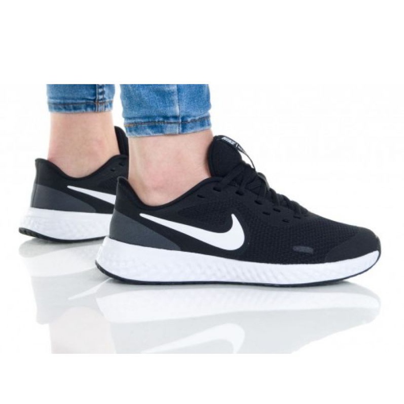 Pantofi Nike Revolution Gs Jr BQ5671-003 negru