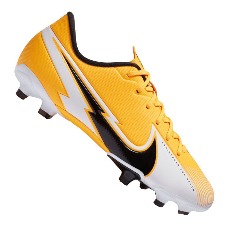 Pantofi de fotbal Nike Vapor 13 Academy Mg Jr AT8123-801 multicolor galbeni Pantofi de fotbal Nike Vapor 13 Academy Mg Jr AT8123-801 multicolor galbeni