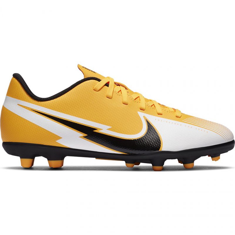 Pantofi de fotbal Nike Mercurial Vapor 13 Club FG / MG Jr AT8161 801 galben galben Pantofi de fotbal Nike Mercurial Vapor 13 Club FG / MG Jr AT8161 801 galben galben