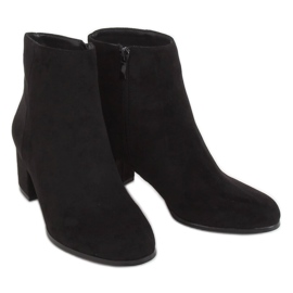 Cizme negre cu toc mic L7196A Negru