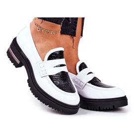 PV3 Mocasini de damă din piele albă Visconi 3136042 negru