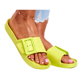 Papuci Big Star pentru femei cu catarama verde FF274A390