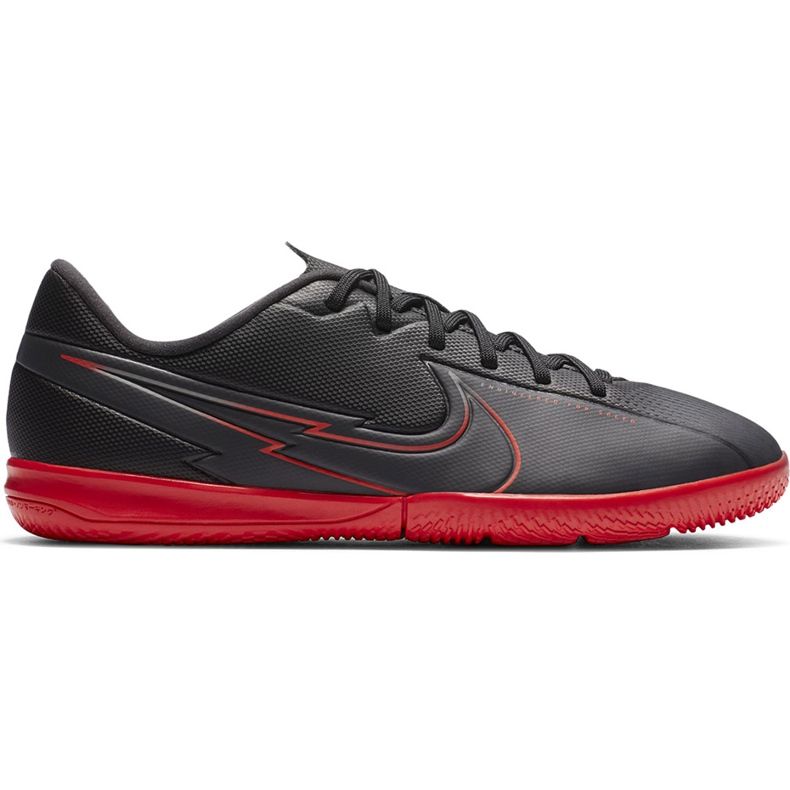 Pantof de fotbal Nike Mercurial Vapor 13 Academy Ic Junior AT8137 060 negru, roșu negru