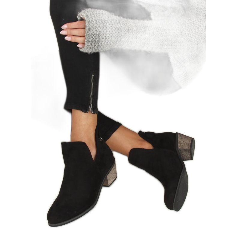 Cizme negre cu un decupat negru CM-8M4-1 negru