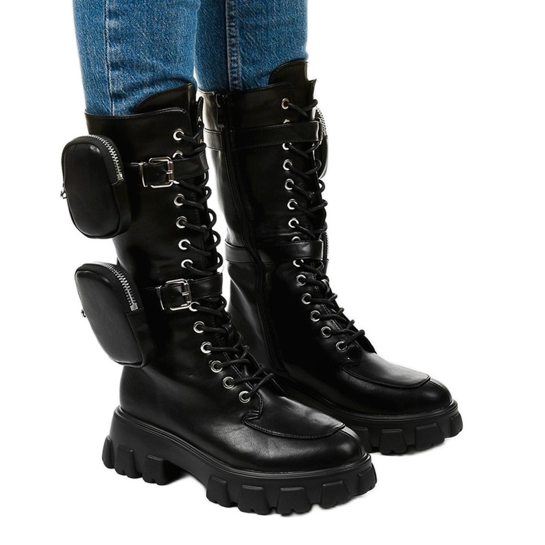 Cizme negre pe o talpă masivă Speculation negru