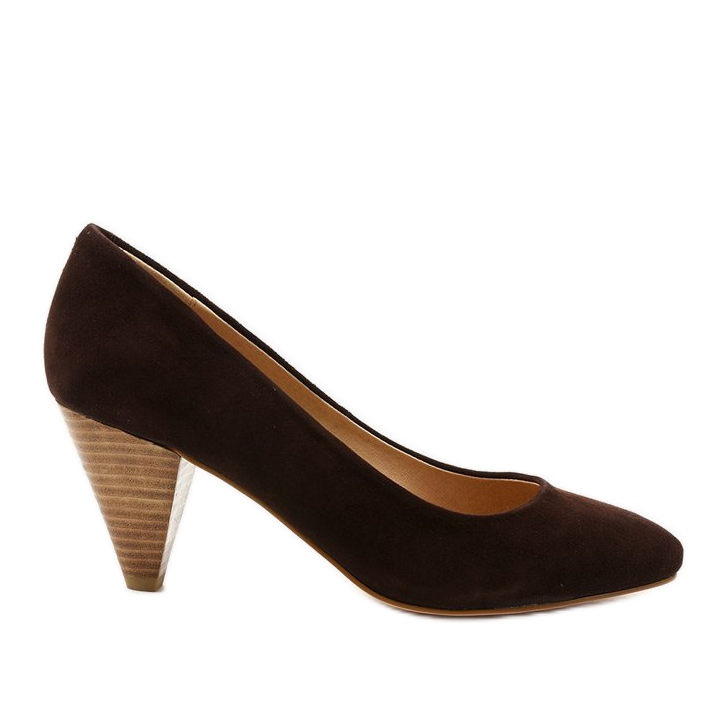 Pompe din piele de căprioară maro pe stâlpul Rosebery