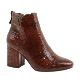 Ghete izolate Daszyński SA186-1 maro