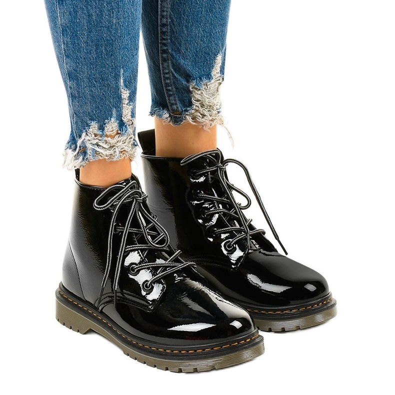 Cizme negre din piele vernisată TL143-1 negru Cizme negre din piele vernisată TL143-1 negru