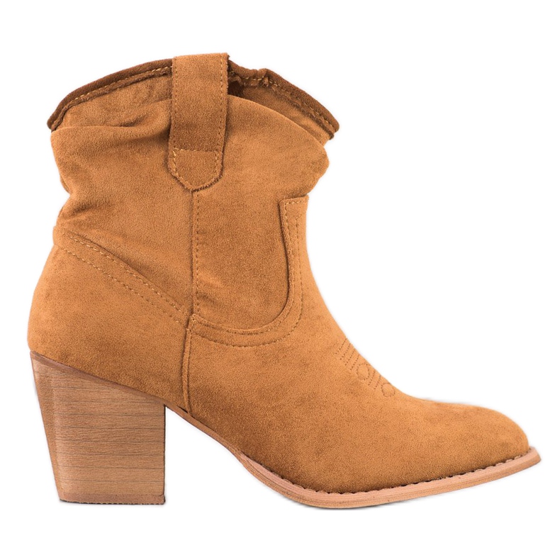 Queentina Cowgirls On The Post maro