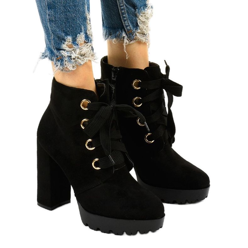 Ghete negre în piele ecologică Athlis negru