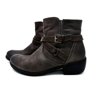 Cum să porți botine? Trei sugestii pentru stiluri la modă