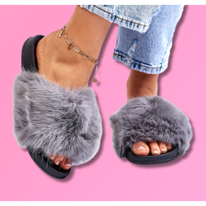Flip-flops de blană – greșit sau ratat?