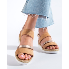 Sandale de damă maro cu pană Shelovet 1