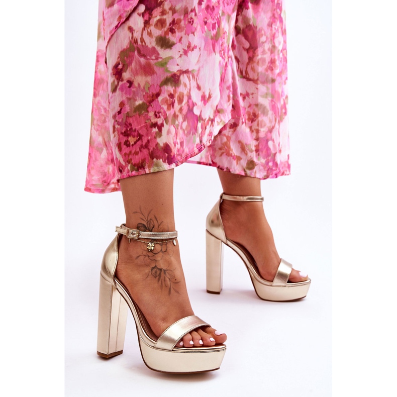 Sandale din piele pe bară înaltă și platformă Golden Sky Dream de aur 2
